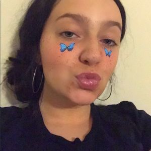 Meet your Posher, Brooke